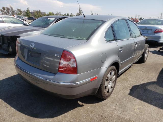 Photo 4 from auction – 2001 VOLKSWAGEN PASSAT GLX with VIN WVWRH63B61P279835