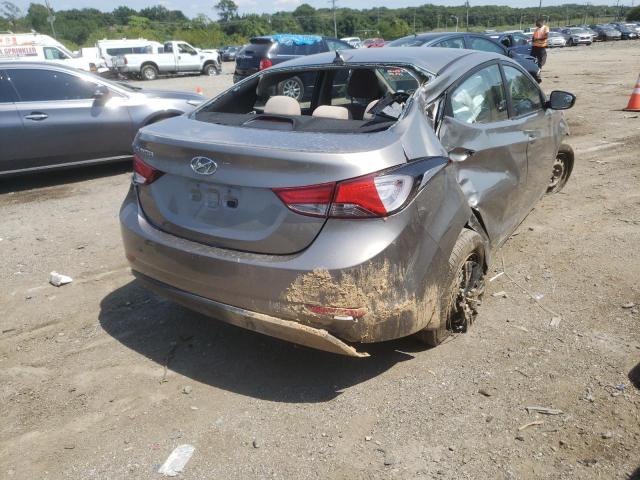 Photo 4 from auction – 2016 HYUNDAI ELANTRA SE with VIN 5NPDH4AE2GH795531
