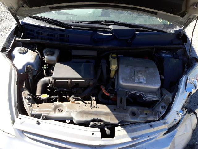 Photo 7 from auction – 2004 TOYOTA PRIUS with VIN JTDKB20U440024311