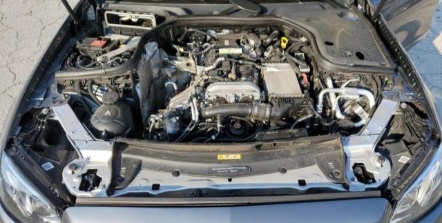 Photo 7 from auction – 2017 MERCEDES-BENZ E 300 4MAT with VIN WDDZF4KB2HA084667