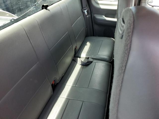 Photo 6 from auction – 2004 FORD F-150 HERI with VIN 2FTRX17W04CA71751