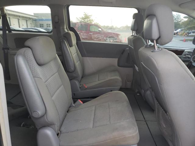 Photo 6 from auction – 2010 CHRYSLER TOWN & COU with VIN 2A4RR5D11AR194889