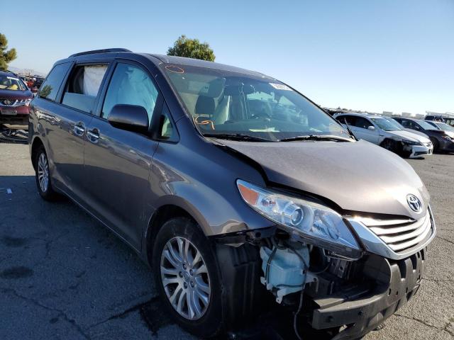 Photo 1 from auction – 2015 TOYOTA SIENNA XLE with VIN 5TDYK3DC6FS683654