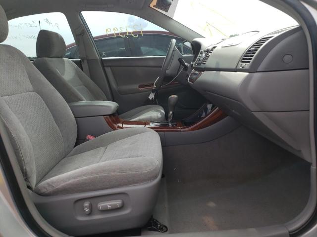 Photo 5 from auction – 2004 TOYOTA CAMRY LE with VIN 4T1BE30K44U796016