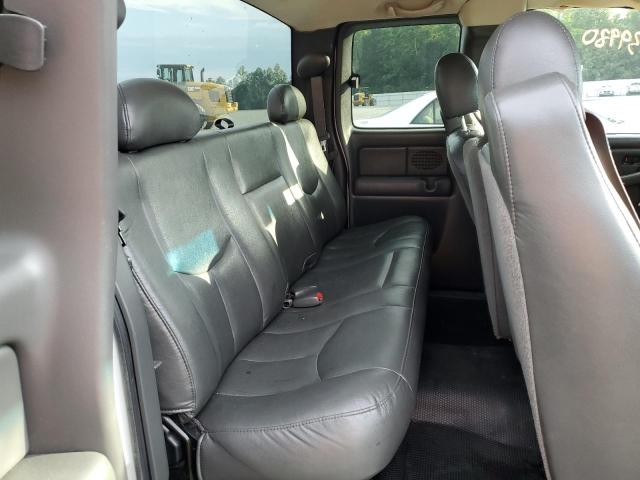 Photo 6 from auction – 2004 CHEVROLET SILVERADO with VIN 2GCEC19V341173622
