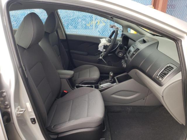 Photo 5 from auction – 2018 KIA FORTE LX with VIN 3KPFK4A76JE254277