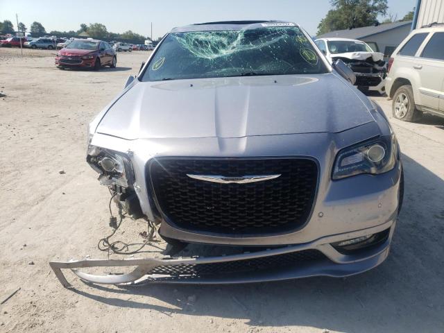 Photo 9 from auction – 2018 CHRYSLER 300 S with VIN 2C3CCABG8JH261592