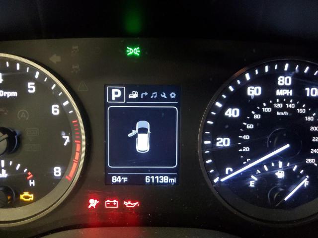 Photo 8 from auction – 2017 HYUNDAI TUCSON LIM with VIN KM8J3CA24HU533188