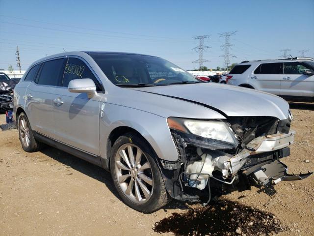 LINCOLN MKT 2011 مع رقم تعريف المركبة 2LMHJ5AT6BBJ54784 - صورة من المزاد