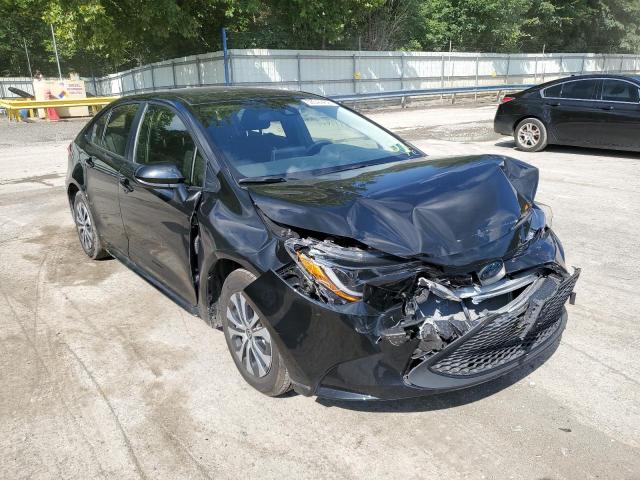 TOYOTA COROLLA LE 2022 with VIN JTDEAMDE9NJ037968 - Photo from auction