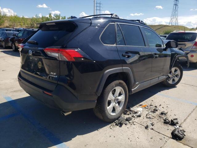 Photo 4 from auction – 2019 TOYOTA RAV4 XLE with VIN JTMRWRFVXKD007370