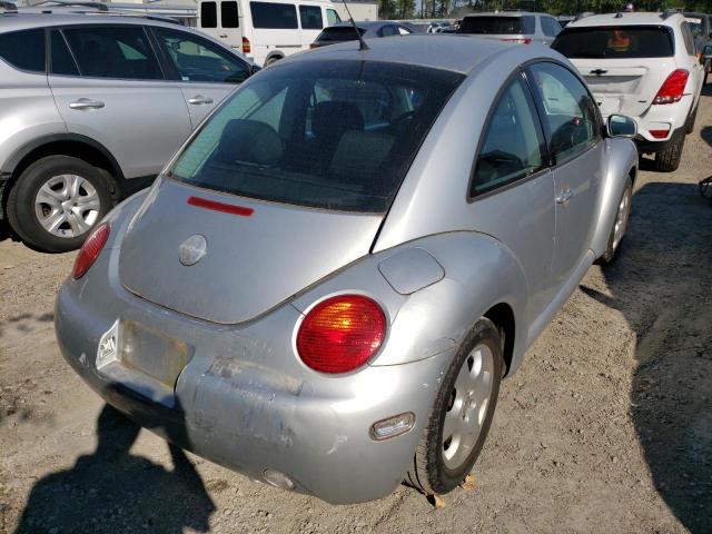 Photo 4 from auction – 2002 VOLKSWAGEN NEW BEETLE with VIN 3VWCK21C42M460450