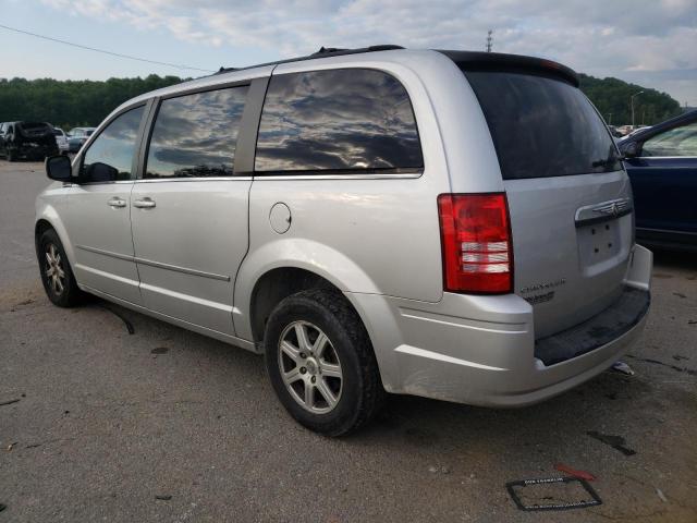 Photo 3 from auction – 2010 CHRYSLER TOWN & COU with VIN 2A4RR5D11AR194889