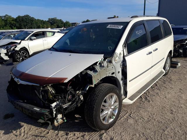 Photo 2 from auction – 2010 CHRYSLER TOWN & COU with VIN 2A4RR7DX7AR495473