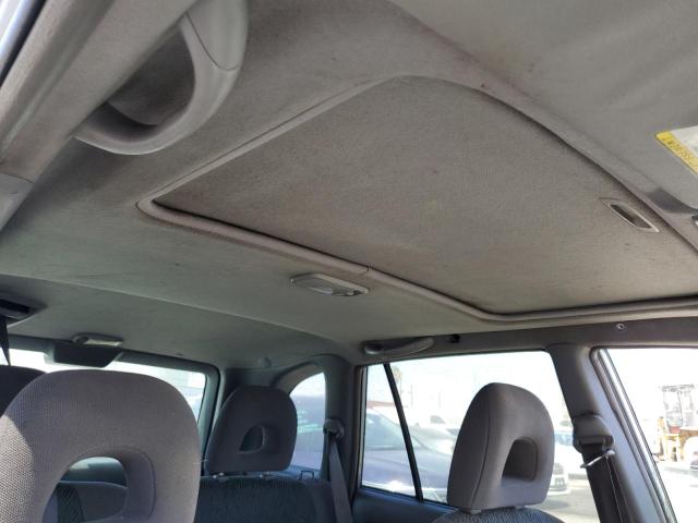 Photo 9 from auction – 2001 TOYOTA RAV4 with VIN JTEHH20V410039528