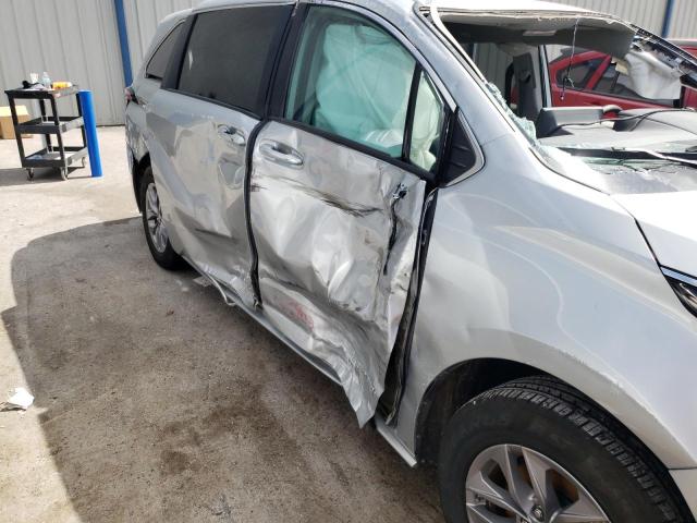 Photo 9 from auction – 2021 TOYOTA SIENNA LE with VIN 5TDKRKEC1MS063463
