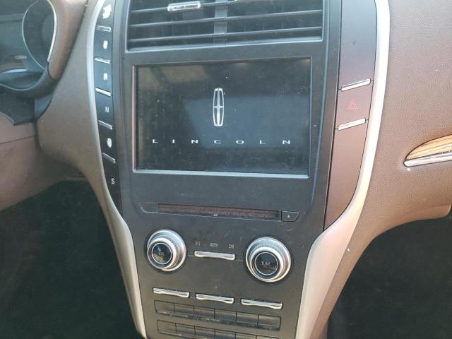 Photo 9 from auction – 2016 LINCOLN MKC RESERV with VIN 5LMCJ3D91GUJ23533