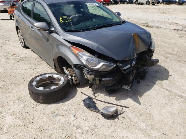 Photo 9 from auction – 2013 HYUNDAI ELANTRA GL with VIN 5NPDH4AE7DH205142