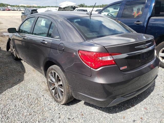 Photo 3 from auction – 2014 CHRYSLER 200 TOURIN with VIN 1C3CCBBG3EN183953
