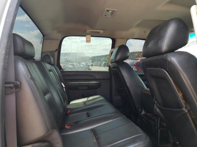 Photo 6 from auction – 2011 GMC SIERRA K15 with VIN 3GTP2VE32BG186650