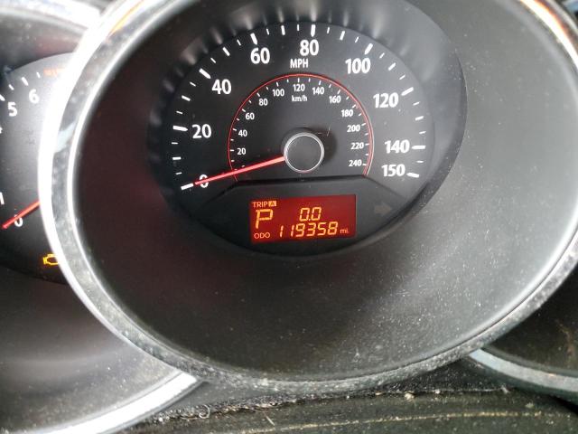 Photo 8 from auction – 2011 KIA SORENTO EX with VIN 5XYKUDA25BG053357