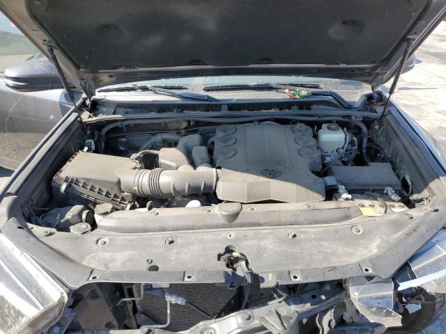 Photo 7 from auction – 2018 TOYOTA 4RUNNER SR with VIN JTEBU5JR0J5534574