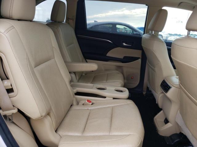 Photo 6 from auction – 2015 TOYOTA HIGHLANDER with VIN 5TDDCRFH0FS013671