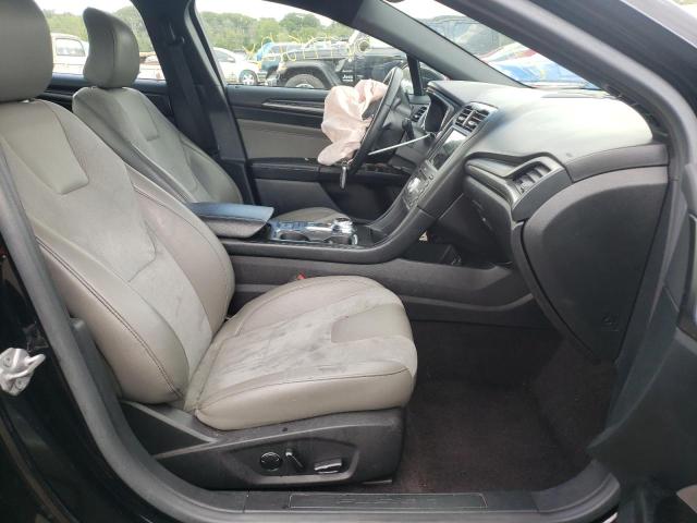 Photo 5 from auction – 2017 FORD FUSION SPO with VIN 3FA6P0VP4HR148665