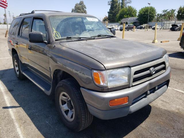 TOYOTA 4RUNNER 1998 with VIN JT3GM84R0W0025200 - Photo from auction