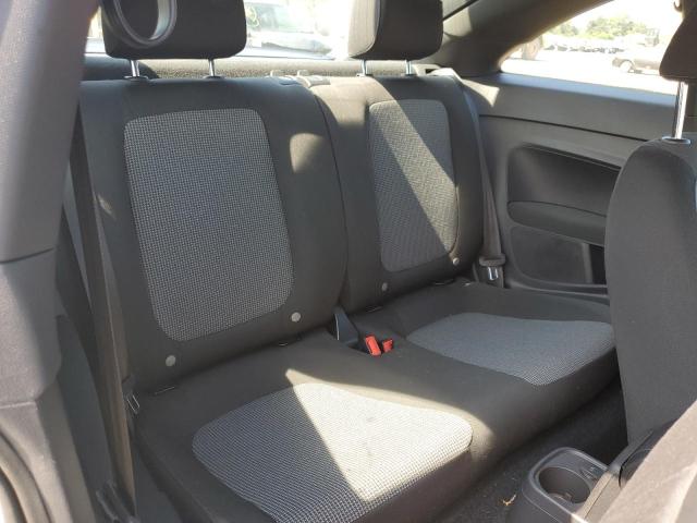 Photo 6 from auction – 2019 VOLKSWAGEN BEETLE S with VIN 3VWFD7AT3KM700351