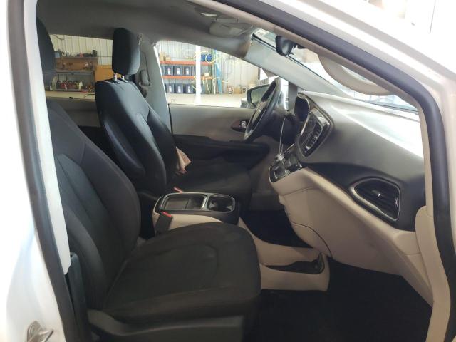 Photo 5 from auction – 2017 CHRYSLER PACIFICA T with VIN 2C4RC1BG6HR764144