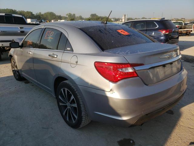 Photo 3 from auction – 2013 CHRYSLER 200 LIMITE with VIN 1C3CCBCG3DN510462