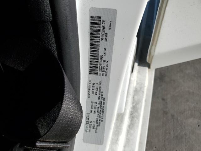 Photo 10 from auction – 2015 CHRYSLER 200 LIMITE with VIN 1C3CCCAB2FN704271