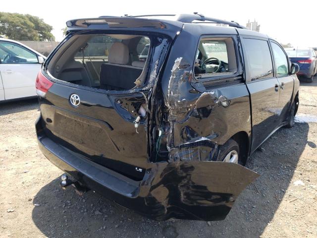 Photo 9 from auction – 2013 TOYOTA SIENNA LE with VIN 5TDKK3DCXDS385207