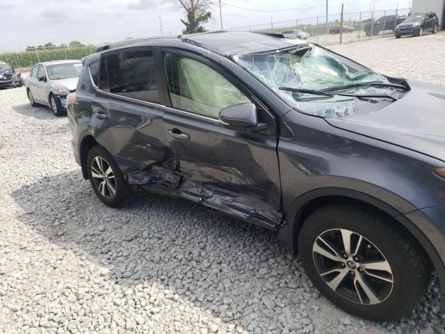Photo 9 from auction – 2017 TOYOTA RAV4 XLE with VIN JTMRFREV7HD215331