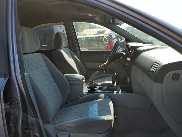 Photo 5 from auction – 2005 KIA SORENTO EX with VIN KNDJC733655408300