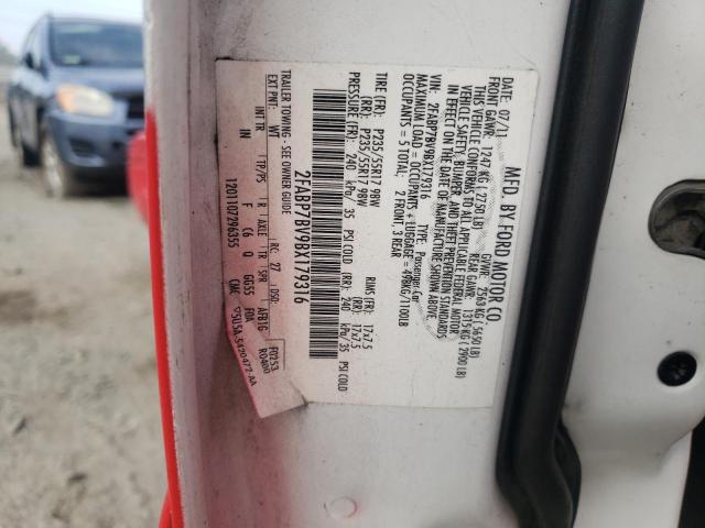 Photo 10 from auction – 2011 FORD CROWN VICT with VIN 2FABP7BV9BX179316
