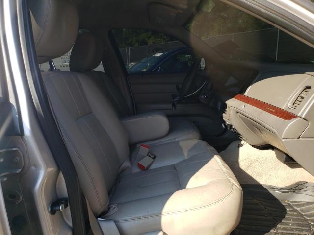 Photo 5 from auction – 2011 FORD CROWN VICT with VIN 2FABP7EV8BX142043