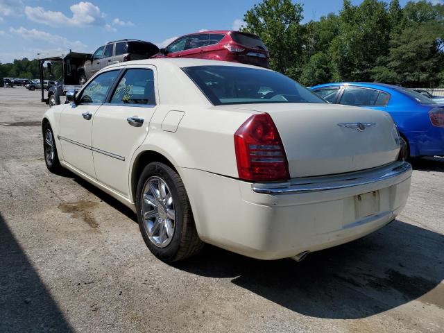 Photo 3 from auction – 2005 CHRYSLER 300C with VIN 2C3JA63H55H693872