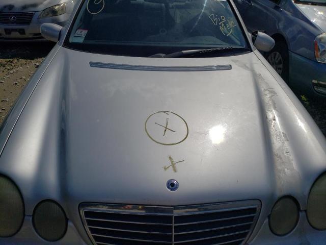 Photo 7 from auction – 2000 MERCEDES-BENZ E 320 with VIN WDBJF65J2YA995070