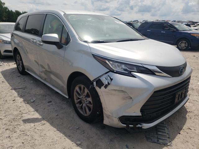 Photo 1 from auction – 2021 TOYOTA SIENNA LE with VIN 5TDKRKEC2MS043853