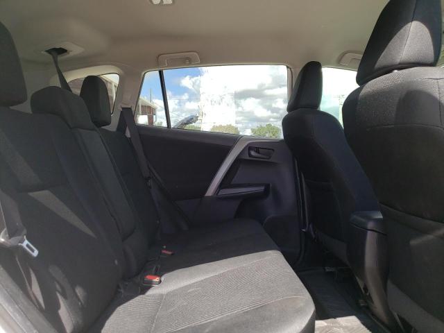 Photo 6 from auction – 2018 TOYOTA RAV4 LE with VIN 2T3ZFREV3JW451998