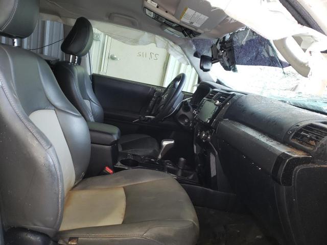 Photo 5 from auction – 2020 TOYOTA 4RUNNER SR with VIN JTEBU5JRXL5753271