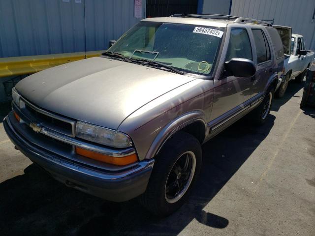 Photo 2 from auction – 2001 CHEVROLET BLAZER with VIN 1GNDT13W912121850