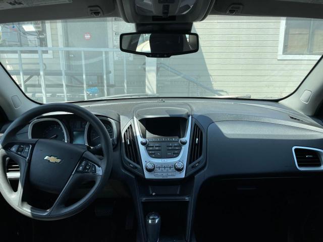 Photo 9 from auction – 2017 CHEVROLET EQUINOX with VIN 2GNALBEK7H1511021