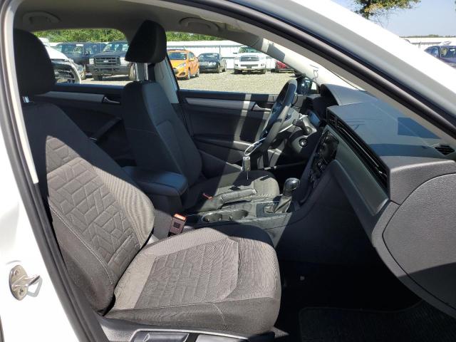 Photo 5 from auction – 2020 VOLKSWAGEN PASSAT S with VIN 1VWAA7A34LC005804
