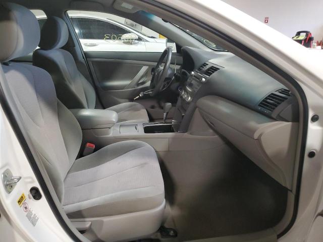 Photo 5 from auction – 2011 TOYOTA CAMRY BASE with VIN 4T1BF3EK9BU744805