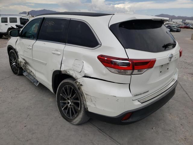 Photo 3 from auction – 2017 TOYOTA HIGHLANDER with VIN 5TDKZRFH6HS508806