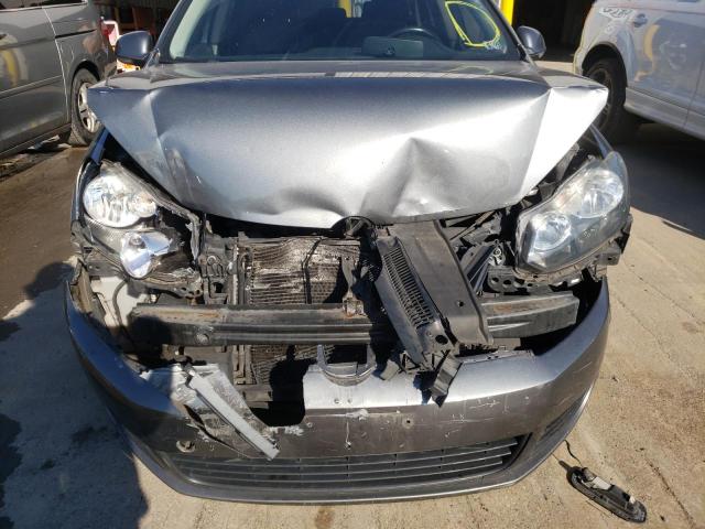 Photo 9 from auction – 2011 VOLKSWAGEN JETTA S with VIN 3VWPX7AJ0BM612352