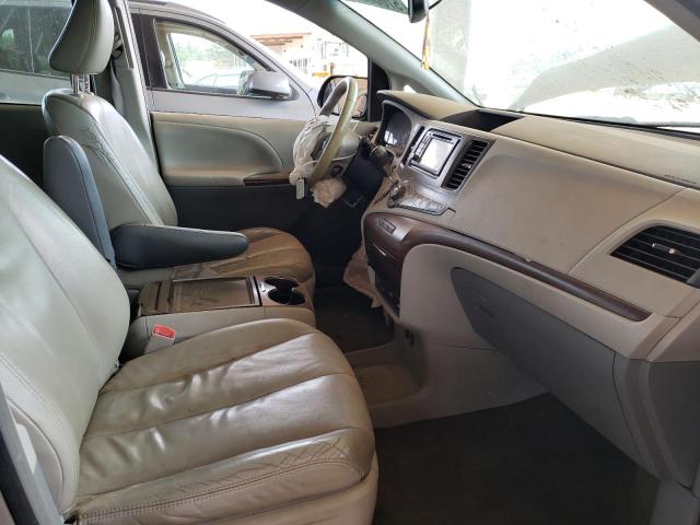 Photo 5 from auction – 2013 TOYOTA SIENNA XLE with VIN 5TDYK3DC3DS345903